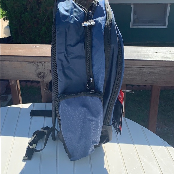 Eastsport Expandable Titan Backpack 